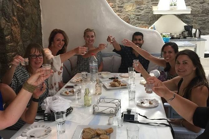 Traditional Lunch or Dinner With Drinks in Mykonos - Pickup and Drop-off Arrangements