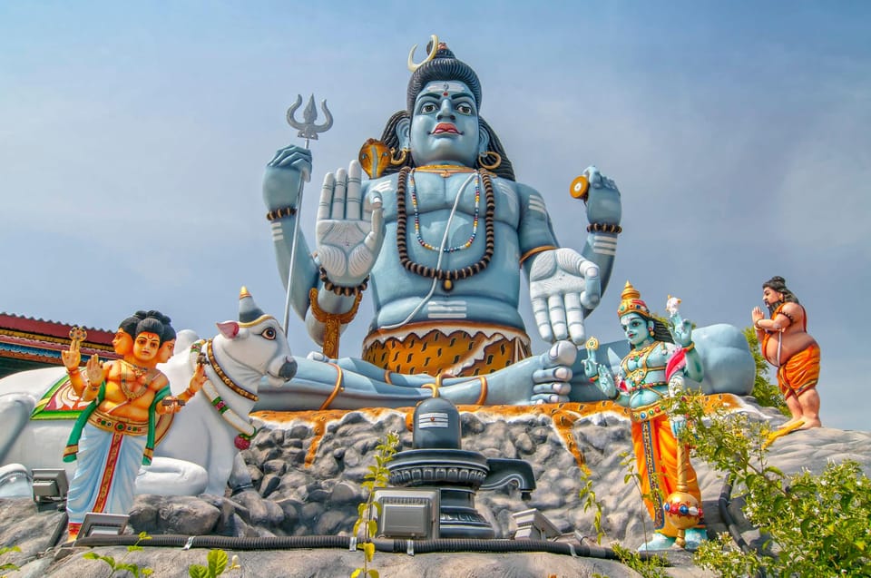 Traveling to Sri Lanka - Booking Logistics and Meeting Points