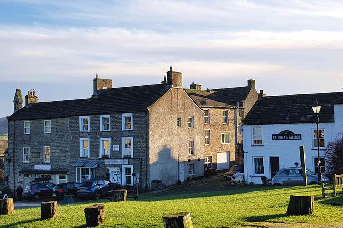 Ultimate Yorkshire Dales Tour - Magnificent Views - Photo Stops - Expert Guide - Breathtaking Yorkshire Dales Scenery