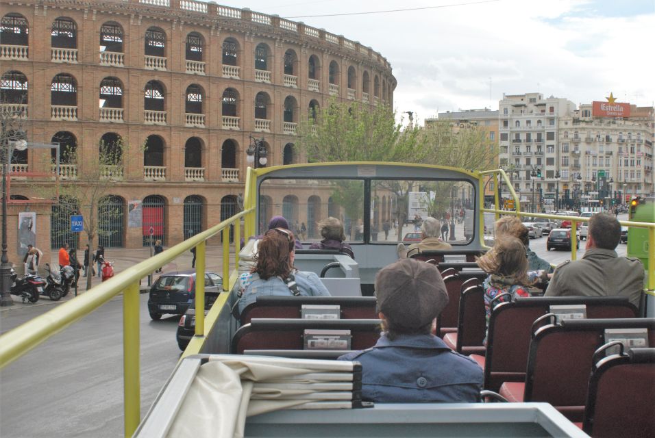 Valencia: Hop-On Hop-Off City Highlights Bus Tour Green Bus - Ratings and Reviews