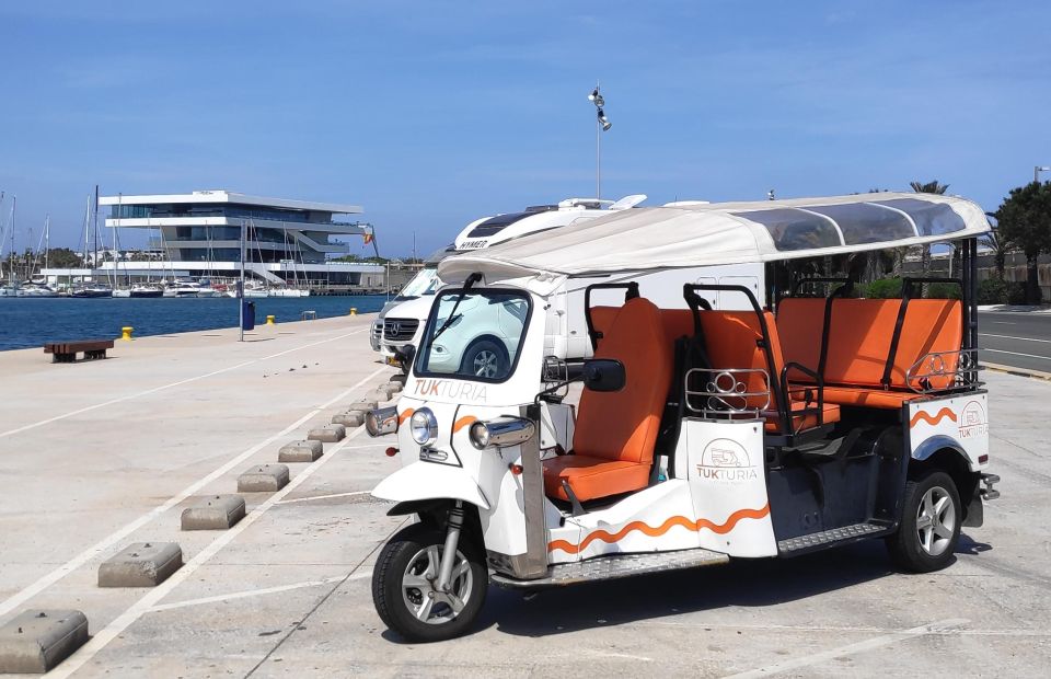 Valencia: Tuk Tuk Modern Tour - Customer Reviews