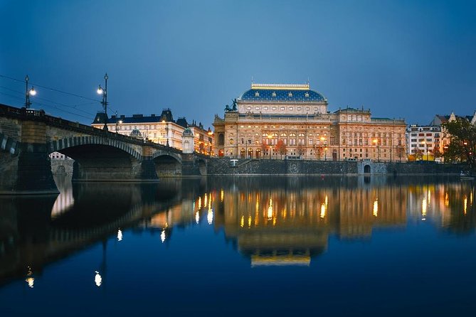 Vltava Dinner Cruise With Music in Prague - Customer Ratings and Feedback Highlights