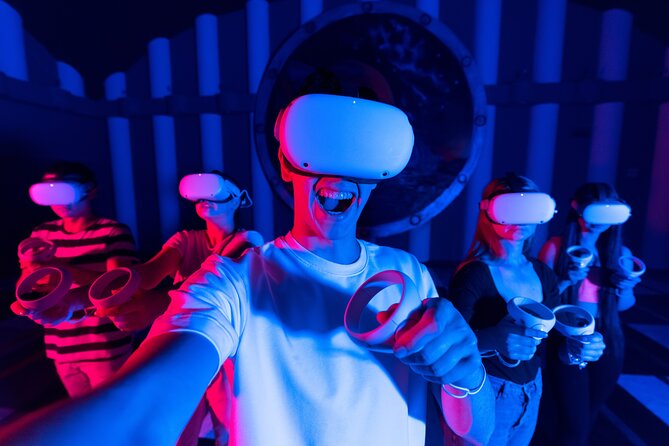 VR Laser Tag Buy One Get One Free! You Have to Try It! - Suitability for All Ages