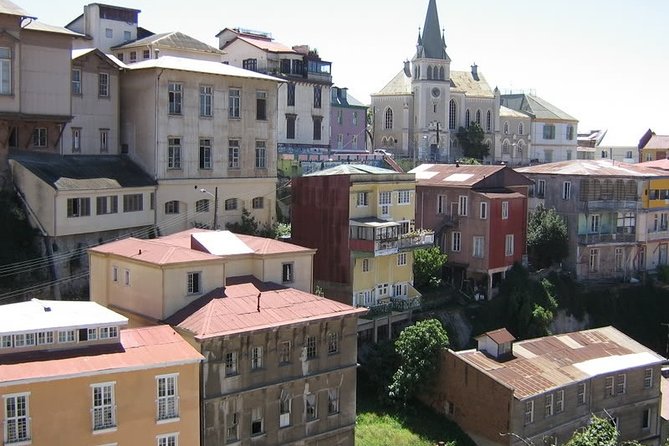 Walking Through Valparaiso - Appreciating Valparaisos Maritime History