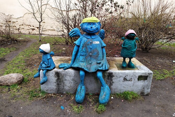 Warsaw Praga Guided Historical Walking Tour - Recommended Stops for Dining and Exploration