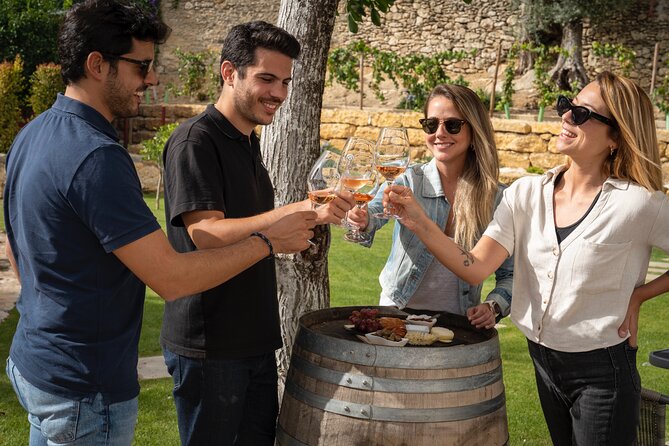 Winery Visit & Setubal Fish Market Tour With Tasting From Lisbon - Traveler Experiences