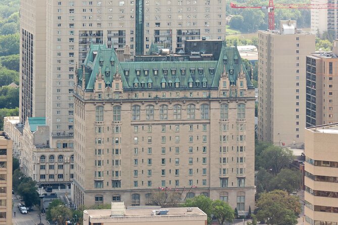 Winnipegs Wealthy Beginnings: a Smartphone Audio Walking Tour - Exploring Winnipegs Historical Buildings