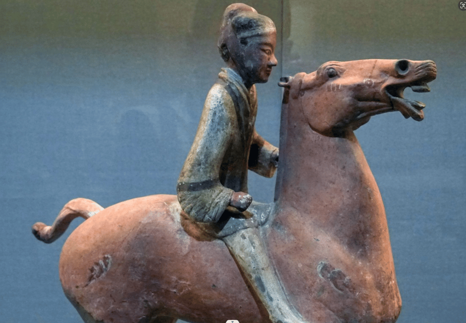 Xian 3000 Small Terracotta Army and Qianling Mausoleum Tour - Pickup Location