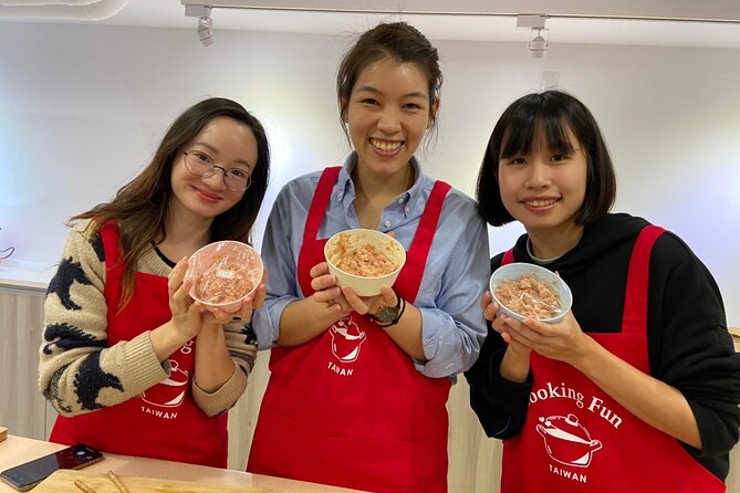 Xiao Long Bao, Chicken Vermicelli With Mushroom and Sesame Oil, Tofu Strips Salad, Bubble Milk Tea. Taiwan Traditional Delicacies Experience-A (Taipei Cooking Class) - Customer Reviews