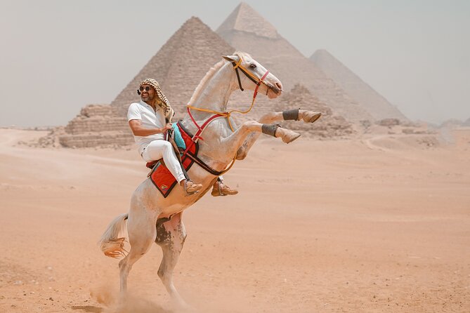 2 Hrs Unique Photo Session (Photoshoot) at the Pyramids of Giza - Booking Your Session