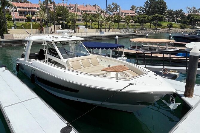 3-Hour Maalaea Luxury Snorkel Cruise Tour for up 6 Guests - Reviews and Ratings