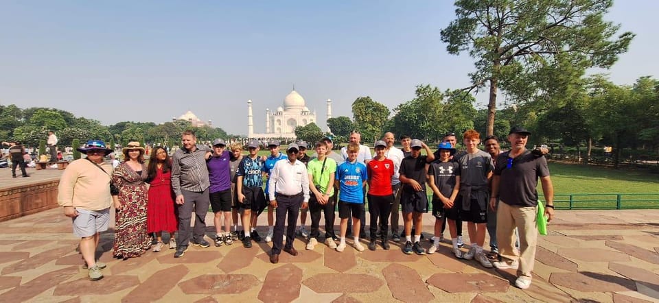 4-Day Tajmahal Tour With Jim Corbett National Park - Tour Highlights and Amenities