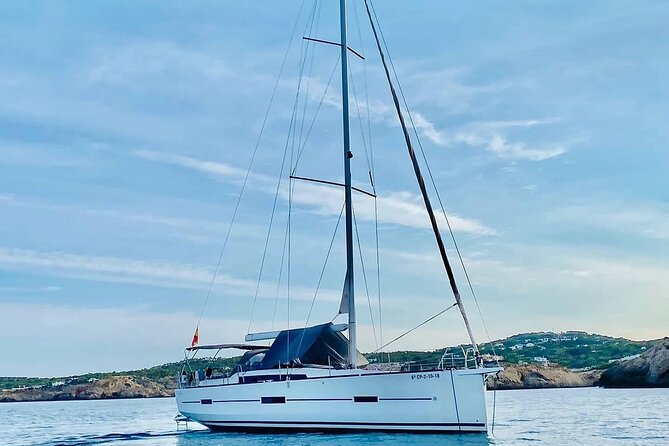 4-hour Private Sailing Tour in the South of Gran Canaria - Scenic Sailing Adventure