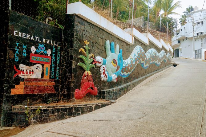 4HRS Small Group Half Day City Tour With Lunch at High Divers - Accessibility and Participation