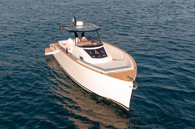 5 Hour Private Yacht Cruise in Mykonos Tesoro 40 - Recommended Attire