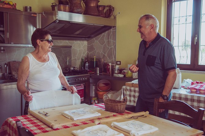 Abruzzo Traditional Pasta Making With 85Y Old Local Grandma - Traditional Cooking Techniques and Cultural Insights