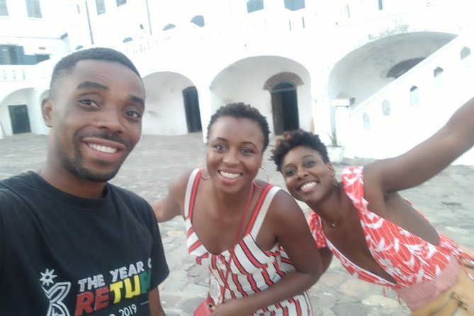 Accra To Cape Coast And Elmina Day Tour - Transportation and Amenities