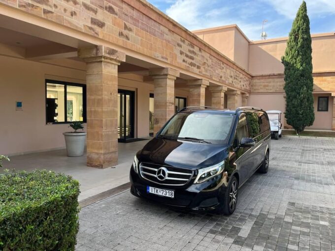 Airport Transfer With Welcome Driving Tour of 2 Hours - Welcome Driving Tour