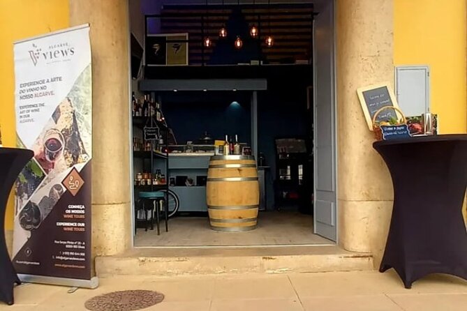 Algarve Wines Tasting Shared Experience at Mercado Municipal De Silves - Passion for Local Wine History