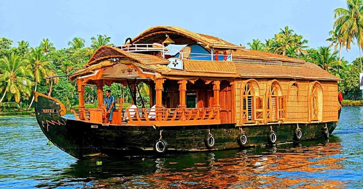 Amazing Munnar Alleppey Tour 4D/3N - Alleppey to Cochin