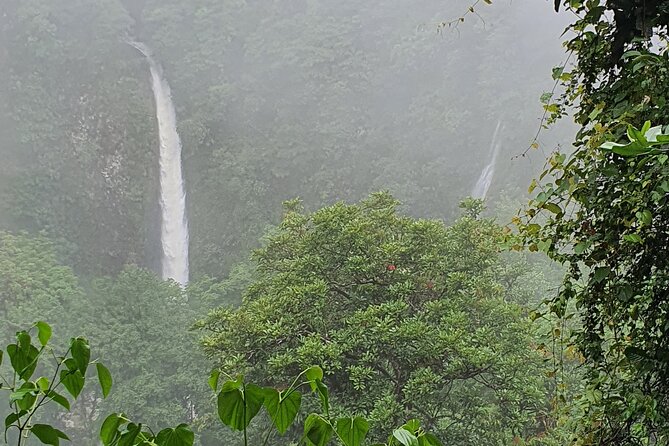 Arenal Volcano- Rainforest - Hanging Bridges-Waterfall-Hotsprings - Relaxing at Thermal Hot Springs
