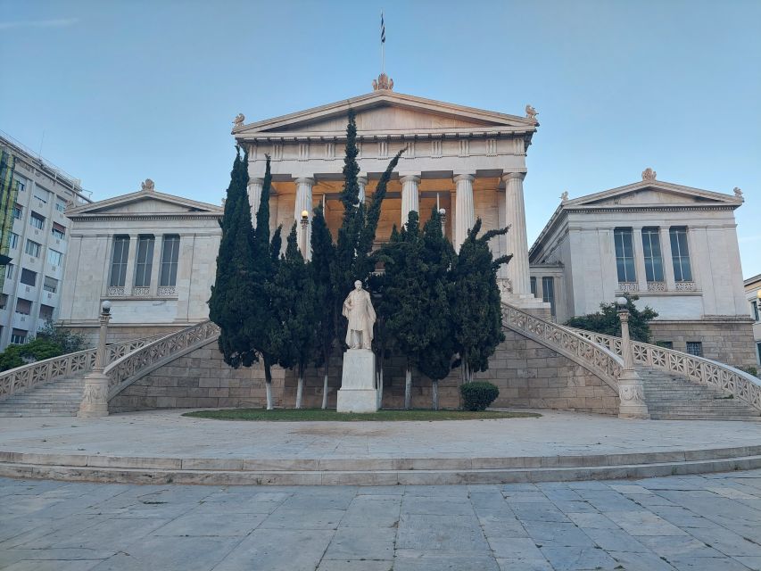 Athens: City Highlights Nighttime Walking Tour in Spanish - Dining Recommendations