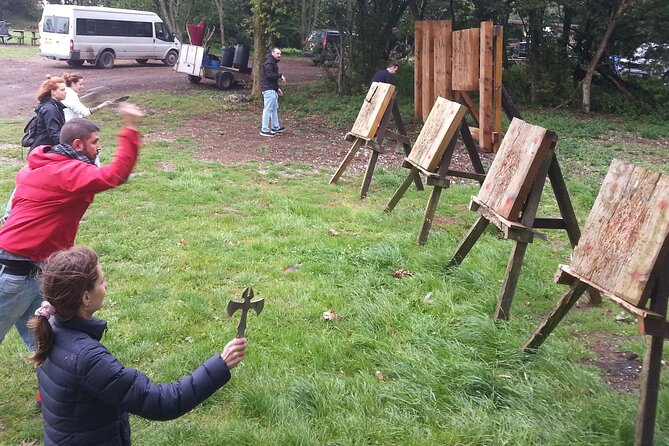 Axe Throwing Session - One Hour - Competitive Axe Throwing