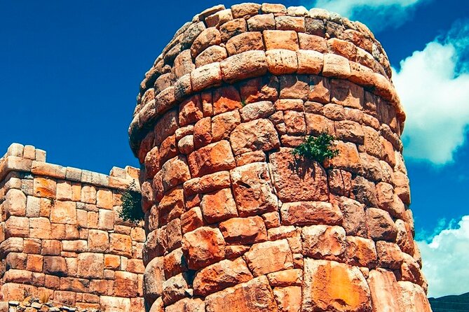 Aymaras Route 1 Day Tour in Puno: Inca Uyo, Aramu Muru, Molloco - Aramu Muru Mystical Site