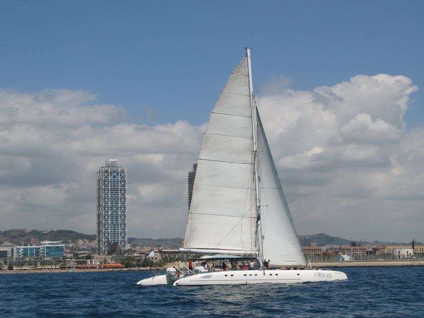 Barcelona: Catamaran Sail and Skyline - Exploring Barcelonas Coastline