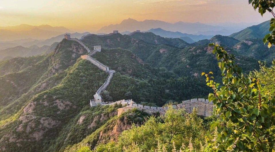 Beijing: Best Great Wall Sunset Tour - Tour Location and Timing