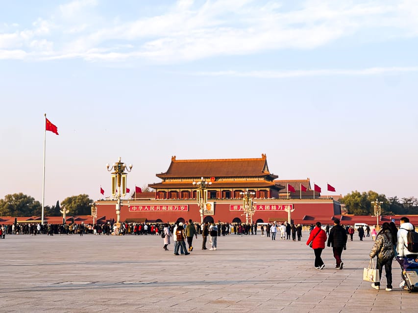 Beijing: Forbidden City and Tian'anmen Square Tour - Visiting Tiananmen Square