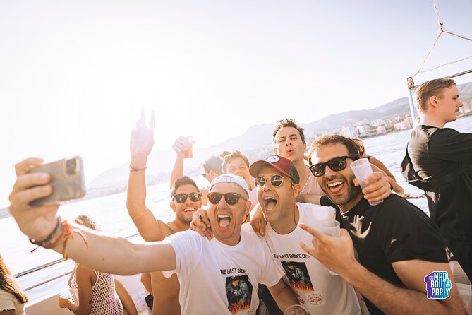 Boat Party in Benalmádena Costa - Inclusions and Exclusions