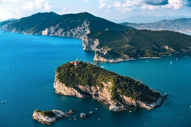 Boat Tour of the 3 Islands & Portovenere - Discovering Portovenere