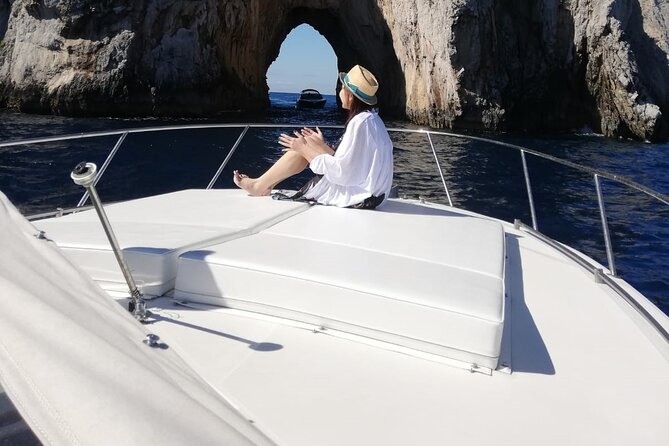 Boat Tour Throughout the Amalfi Coast Amalfi and Positano - Exploring Natural Caves and Coves