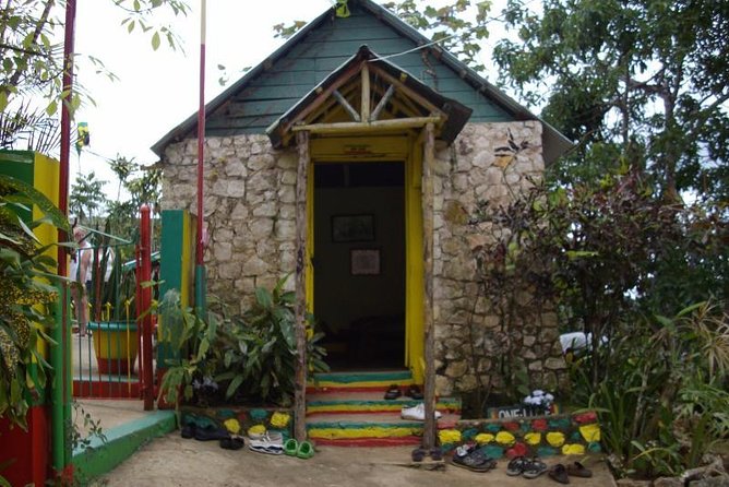 Bob Marley Nine Mile Tour From Falmouth - Scenic Relaxation