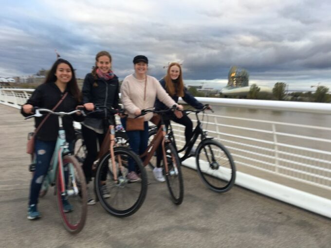 Bordeaux: Historic Center & Chartrons District Bike Tour - Recommendations for Participants