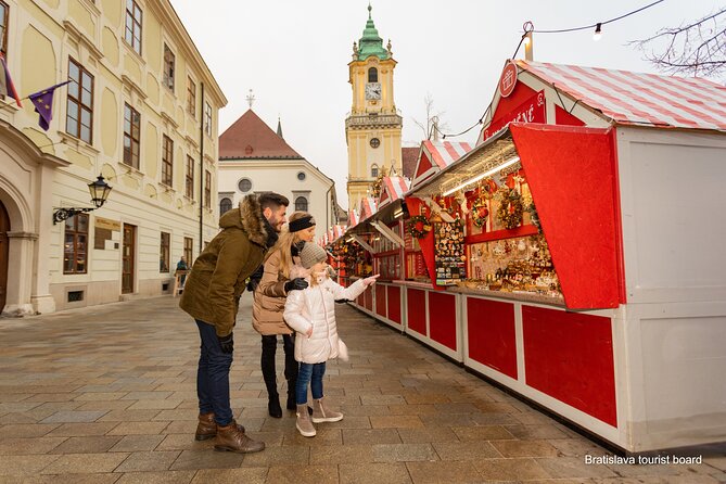 Bratislava Christmas Market Food Tour - Discovering Slovakian Cuisine