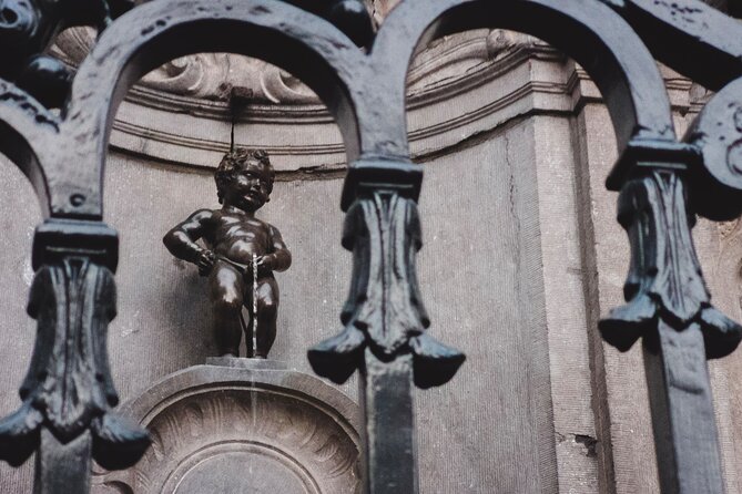 Brussels Highlights Walking and Bus Tour W/ Waffle - Experiencing the Citys Architecture
