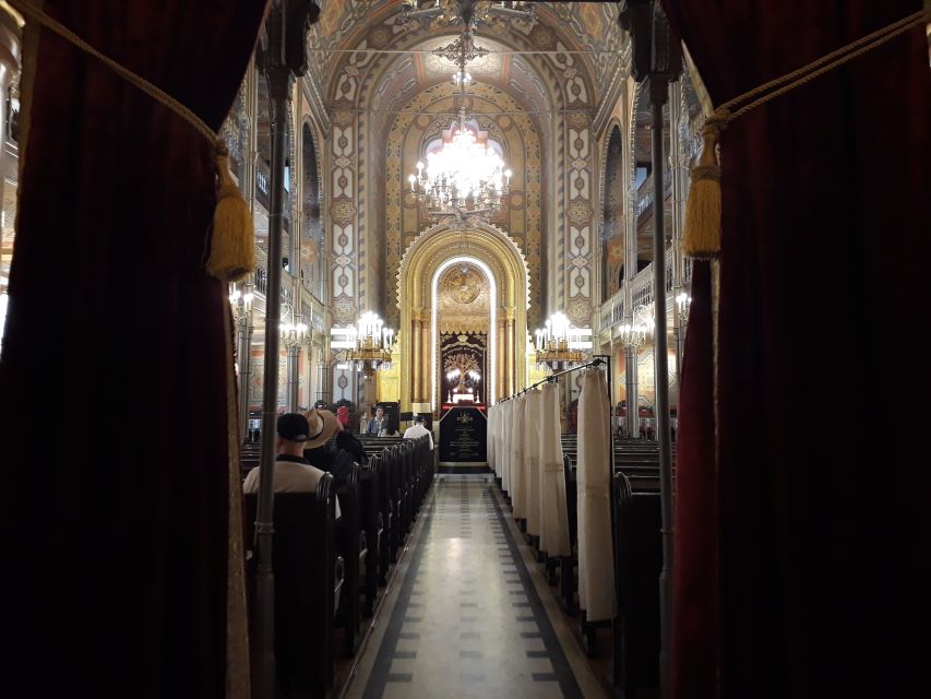 Bucharest Jewish Heritage Private Walking Tour - Customer Reviews and Ratings