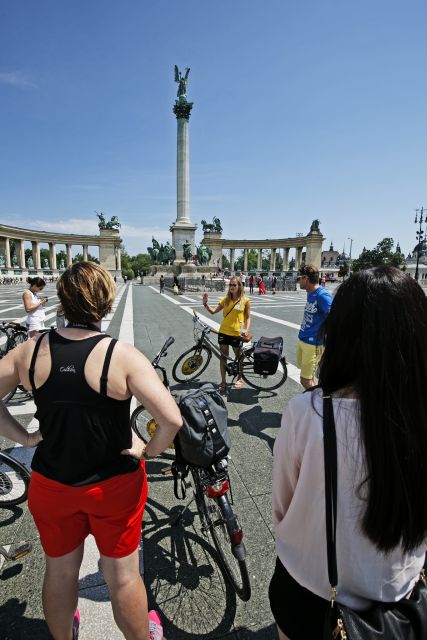 Budapest: City Bike Tour With Coffee Stop - Meeting Point Details