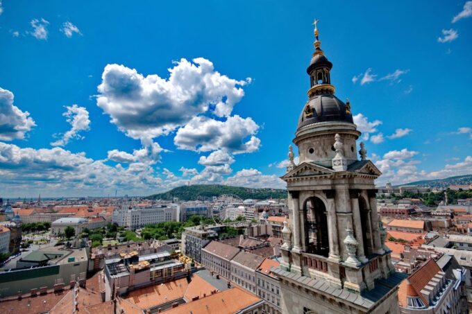 Budapest: Guided Walking Tour of Pest - Guide Experience