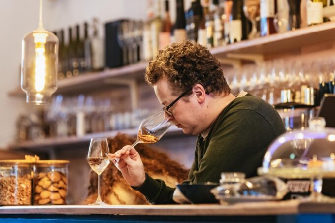 Budapest: Hungarian Wine Tasting With 7 Wines and Tapas - Hungarian Wine Regions