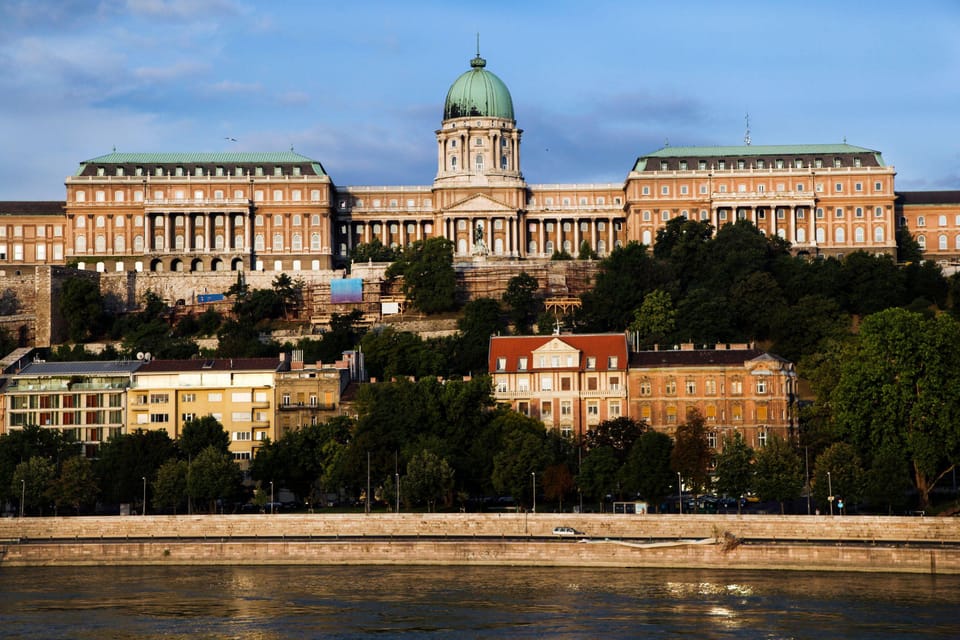 Budapest: Self-Guided Highlights & History Walking Tour - Tips for a Successful Tour