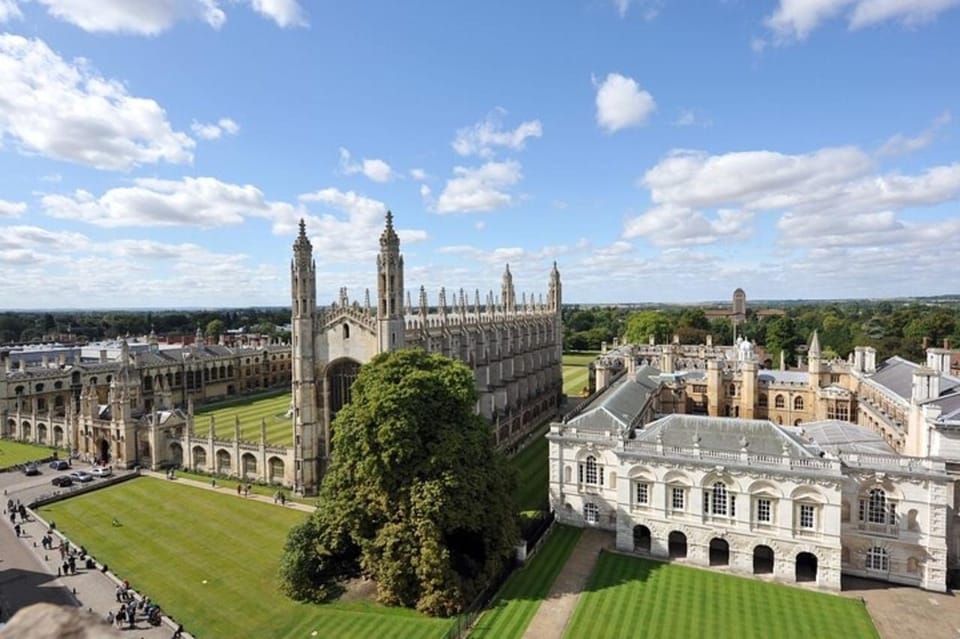 Cambridge: Sightseeing Walking Tour With a Local Guide - Convenience of Hotel Pickup