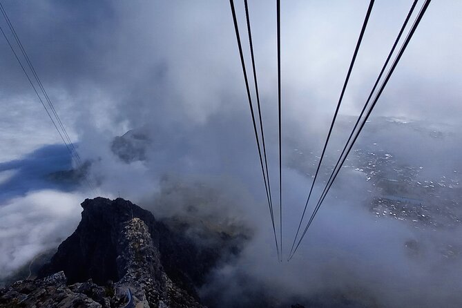 Cape Town Hike Table Mountain via India Venster Morning - Maintenance Notice and Hiking Down