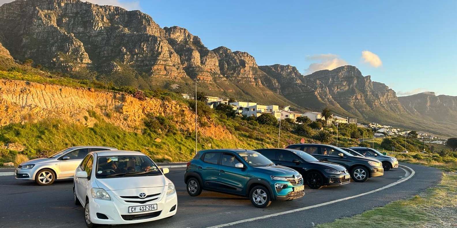 Cape Town: Table Mountain Boulders Beach and Cape Point - Encountering Boulders Beach Penguin Colony