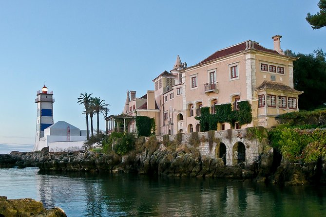 Cascais: Glamour, Luxury and Decay by The Lisbon Coastline - Personalized and Engaging Tour Experience