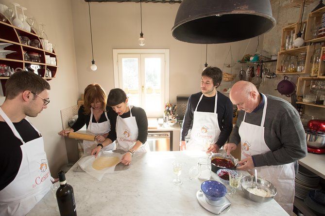 Cesarine: Home Cooking Class & Meal With a Local in Bari - Sampling Traditional Bari Dishes
