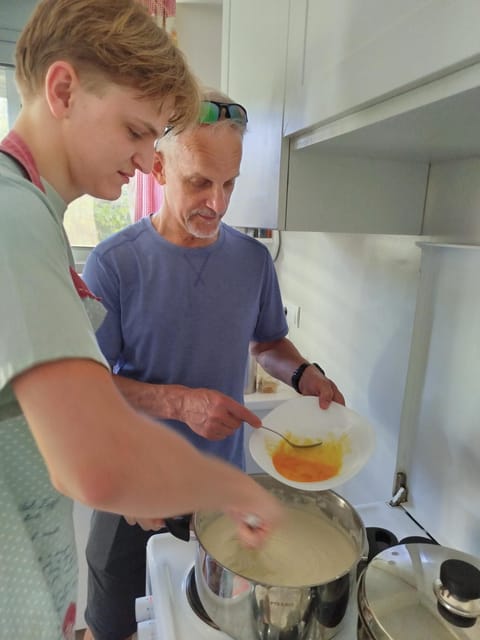 Chania: Greek Cooking Class With Meal & Drinks - Visiting the Garden