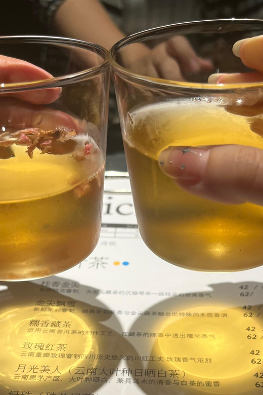 Chengdu:Traditional and New Chinese Tea Tasting Experience - What to Expect